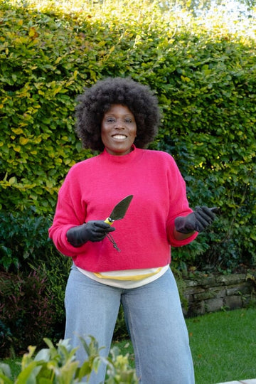 Matching pair of large black gloves from the Marigold outdoor collection